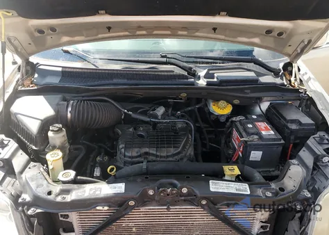 2015 Chrysler Town & Country Touring L z USA, uszkodzony, nr VIN 2C4RC1CG8FR572428